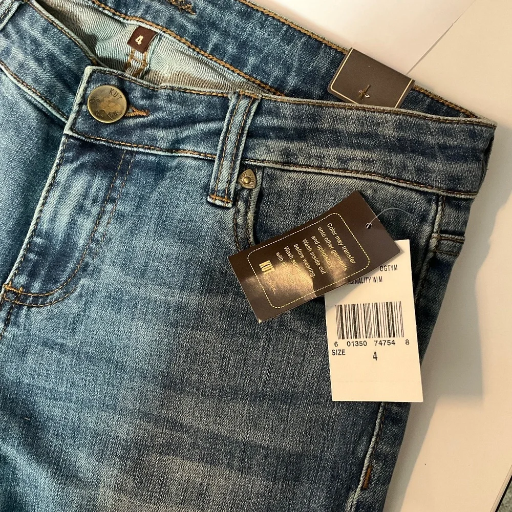 Kut from the Kloth - CATHERINE Boyfriend Originality - Woman’s Blue Jeans NWT 4 - Picture 7 of 10